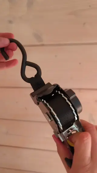 Automatiškai susitraukiantys transportavimo diržai 2 vnt.